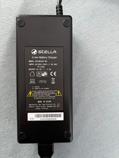 Stella Orgineel Acculader Type-3, Fietsen en Brommers, Fietsaccessoires | Fietsaccu's, Zo goed als nieuw, Ophalen of Verzenden