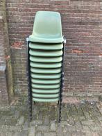 Nieuwe groene stapelstoelen kantinestoelen kuipstoelen tafel, Huis en Inrichting, Stoelen, Ophalen, Nieuw, Kunststof, Vijf, Zes of meer stoelen