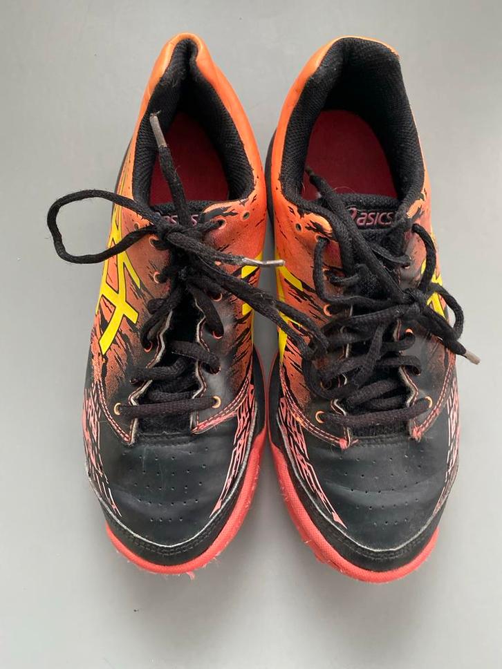 Asics Fitness Schoenen - Gebruikt, Sport en Fitness, Fitnessmaterialen, Gebruikt, Fitnessbal, Armen, Ophalen of Verzenden