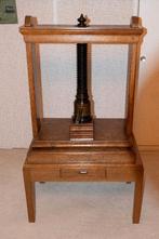 Linnen pers, Antiek en Kunst, Ophalen