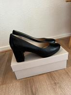 Clarks zwart leren pumps, Kleding | Dames, Schoenen, Pumps, Zwart, Ophalen of Verzenden, Zo goed als nieuw