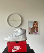 Nike Dunk High Neutral Grey 38,5, Kleding | Dames, Schoenen, Nieuw, Nike, Ophalen of Verzenden, Wit