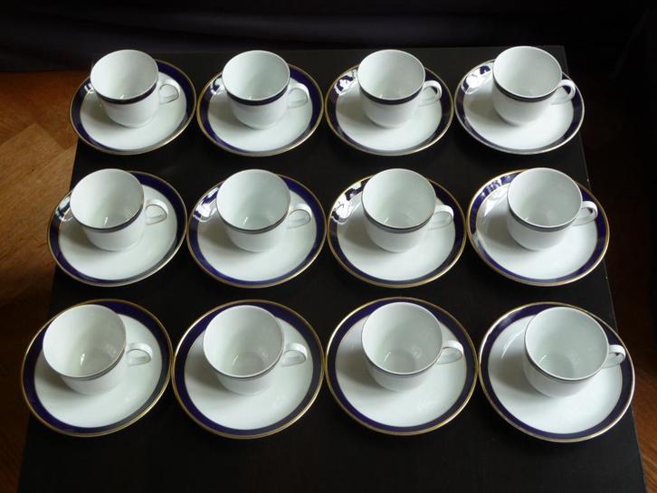 Winterling Marktleuthen Bavaria 12 koffiekopjes/schotels DE, Antiek en Kunst, Antiek | Servies compleet, Ophalen