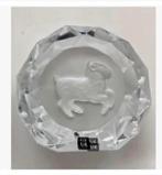 Kristallen beeld met uitgefreesd lammetje, doorsnede 5,5 cm, Ophalen of Verzenden