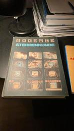 Sterrenkunde astronomie 2 boeken, Ophalen of Verzenden, Zo goed als nieuw