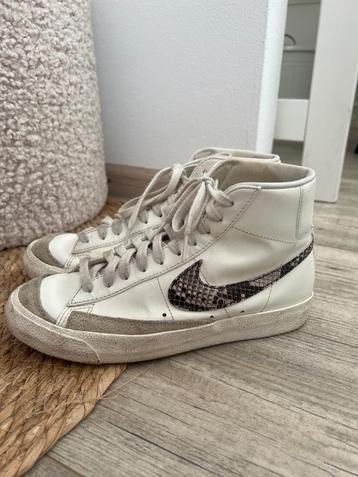Nike Blazer sneakers maat 40 beschikbaar voor biedingen