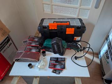 Parkside Bandschuurmachine + schuurbanden in koffer beschikbaar voor biedingen