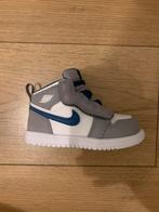 NIEUW Nike Air Jordan 1 Mid Cement True Blue - Maat 23.5, Ophalen of Verzenden, Nieuw, Jongetje of Meisje, Schoentjes
