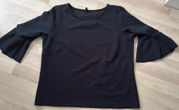 Super leuk donkerblauwe tuniek met trompet mouwen SIZE L beschikbaar voor biedingen