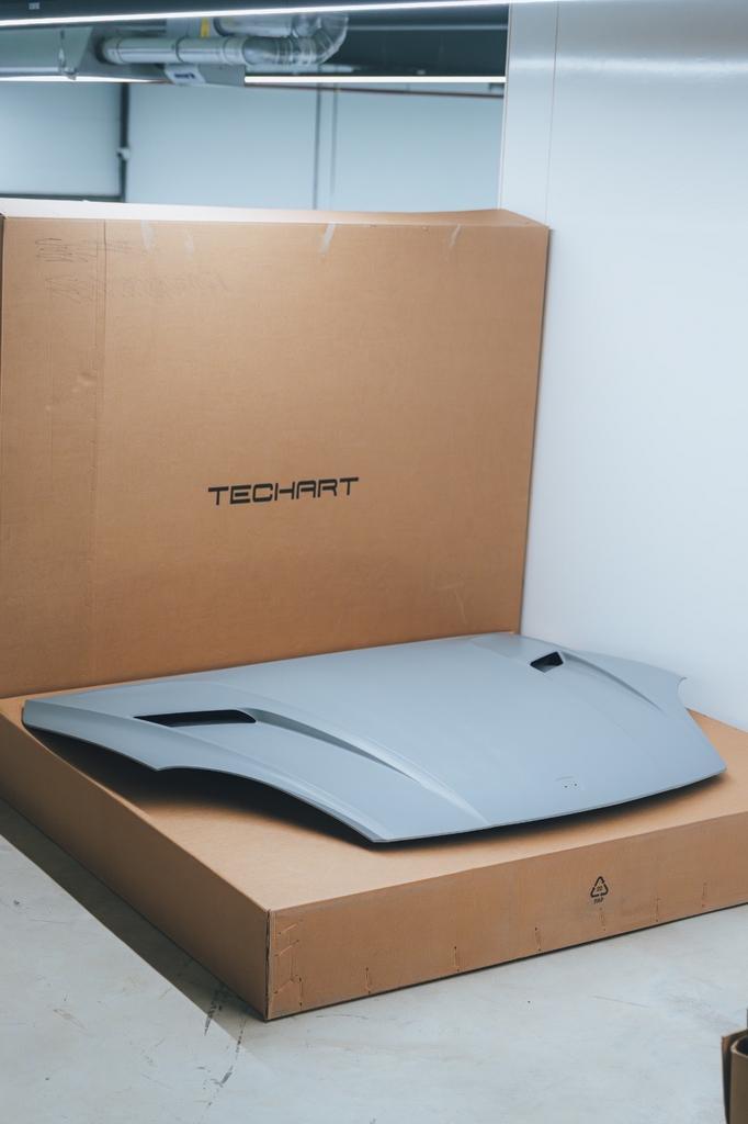 Nieuwe Techart Carbon Motorkap voor Porsche Cayenne E3.1, Auto-onderdelen, Carrosserie en Plaatwerk, Motorkap, Porsche, Voor, Nieuw