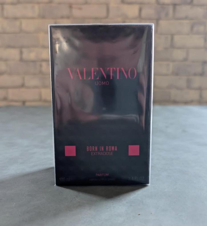 Valentino Uomo Born in Roma Extradose Parfum, Sieraden, Tassen en Uiterlijk, Uiterlijk | Parfum, Nieuw, Ophalen