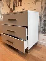Complete Babykamer - Ledikant, Commode & Kast, Kinderen en Baby's, Ophalen, 70 tot 85 cm, Zo goed als nieuw, Lattenbodem
