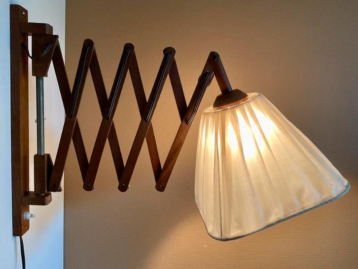 Vintage houten schaarlamp met vierkante stoffen kap, Huis en Inrichting, Lampen | Wandlampen, Gebruikt, Hout, Ophalen of Verzenden