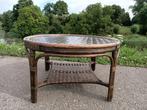 Ronde vintage salontafel van manou en rotan, Huis en Inrichting, Tafels | Salontafels, Ophalen, 50 tot 100 cm, Glas, Rond