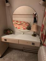Kaptafel met spiegel, Ophalen, Zo goed als nieuw