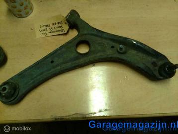 Draagarm Rv Yaris 1.3 2003 5drs  Franse prod. beschikbaar voor biedingen