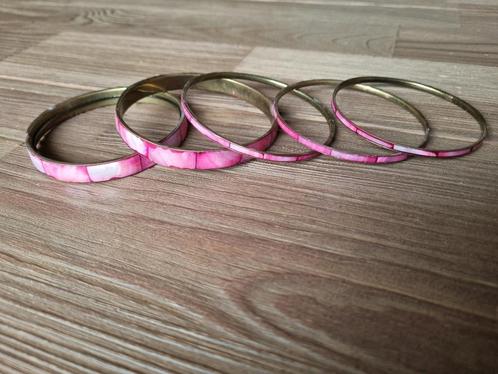 5 Prachtige Vintage Armbanden Mother of Pearl Roze Pink, Sieraden, Tassen en Uiterlijk, Antieke sieraden, Armband, Overige materialen