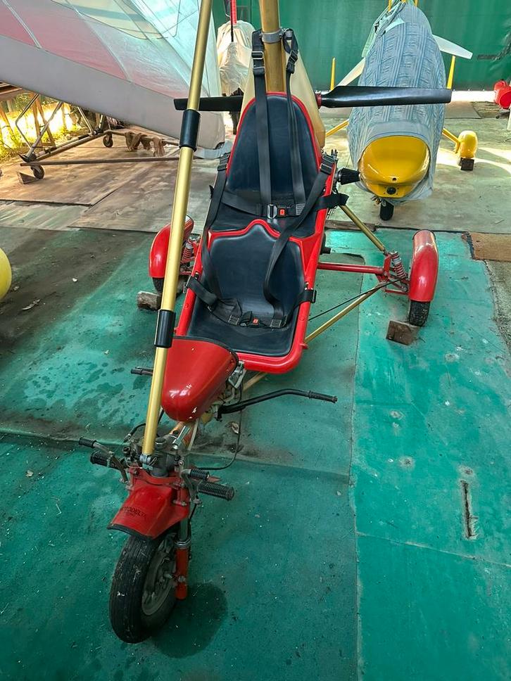 Te koop Delta 2 persoons Trike prijs excl transport naar NL, Verzamelen, Luchtvaart en Vliegtuigspotten, Zo goed als nieuw, Ophalen of Verzenden