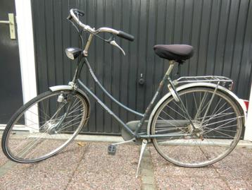 BATAVUS "Touring" met framemaat 53 cm en goede remmen