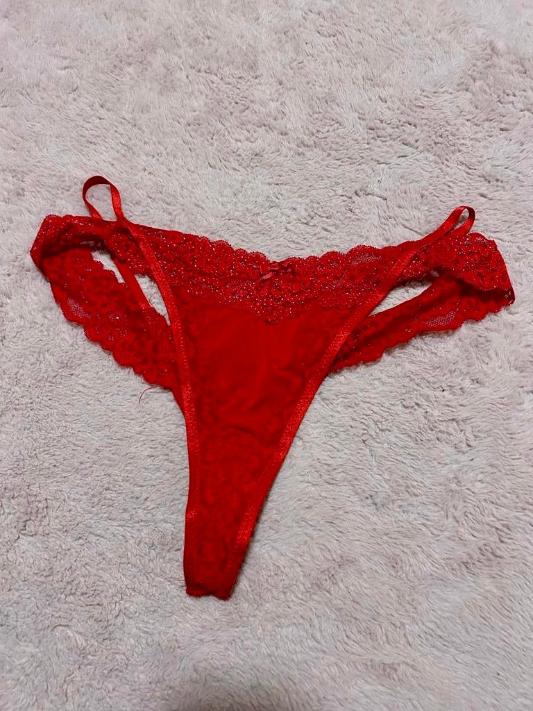 Rode String met Kant, Kleding | Dames, Verzenden, Rood, String