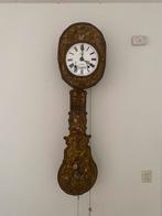 antieke Franse Morez-type reliëf messing wandklok, Ophalen