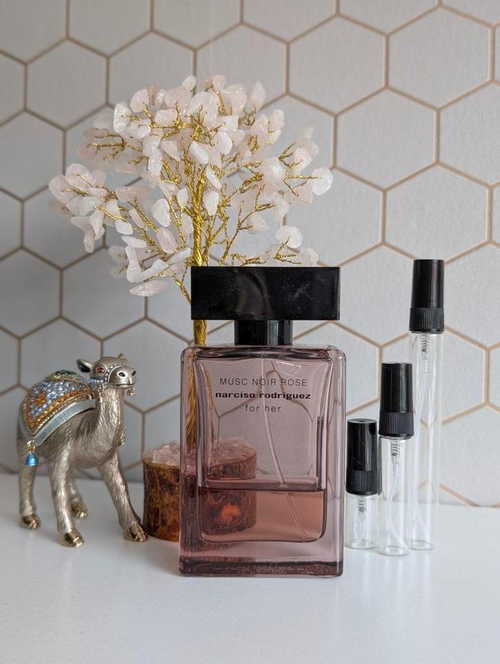 Narsico Rodriguez Musc Noir Rose - sample/tester, Sieraden, Tassen en Uiterlijk, Uiterlijk | Parfum, Nieuw, Ophalen of Verzenden