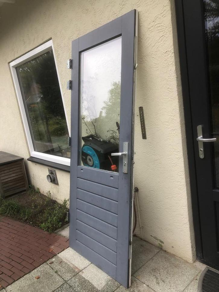 hardhouten buitendeur 211.5 x 87.5 cm x 3.8  cm, Doe-het-zelf en Verbouw, Deuren en Horren, Zo goed als nieuw, Buitendeur, 200 tot 215 cm