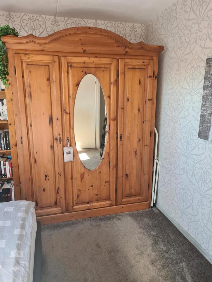 Grenen kledingkast met spiegeldeur, Huis en Inrichting, Kasten | Kledingkasten, Gebruikt, 150 tot 200 cm, 150 tot 200 cm, 50 tot 75 cm