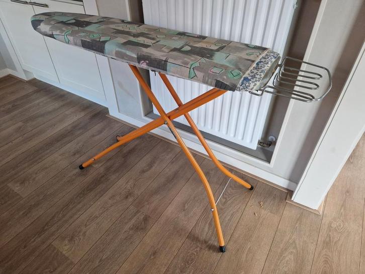 Vintage strijkplank van het merk Brabantia, Witgoed en Apparatuur, Strijkijzers en Strijkplanken, Zo goed als nieuw, Ophalen