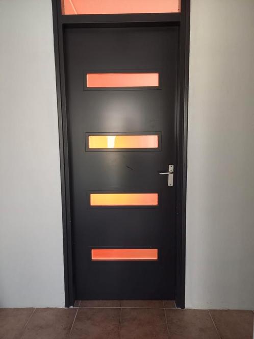 Opdekdeur rechtsdraaiend 83x211,5, Doe-het-zelf en Verbouw, Deuren en Horren, Zo goed als nieuw, Binnendeur, 200 tot 215 cm, 80 tot 100 cm