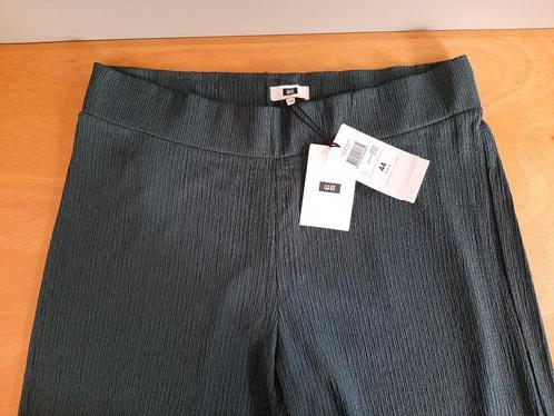 Nieuwe broek agaatgroen, maat 44,  (WE Fashion), Kleding | Dames, Broeken en Pantalons, Zo goed als nieuw, Maat 42/44 (L), Groen