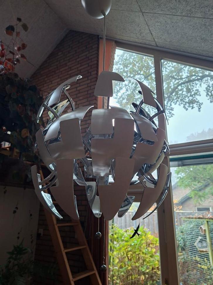 Ikea PS2014 (Star Wars) Lamp / wit met zilver 52cm, Huis en Inrichting, Lampen | Hanglampen, Zo goed als nieuw, 50 tot 75 cm, Kunststof