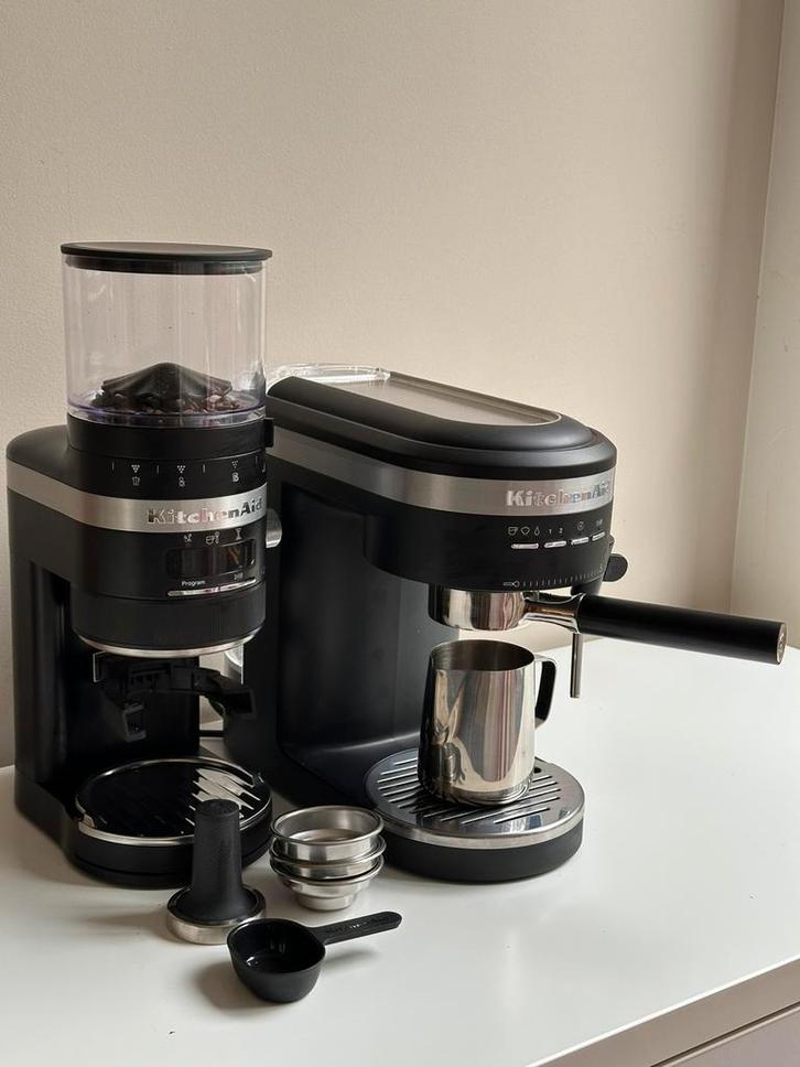 KitchenAid Espressomachine + KitchenAid Bonenmaler Mat zwart, Witgoed en Apparatuur, Koffiezetapparaten, Zo goed als nieuw, Espresso apparaat