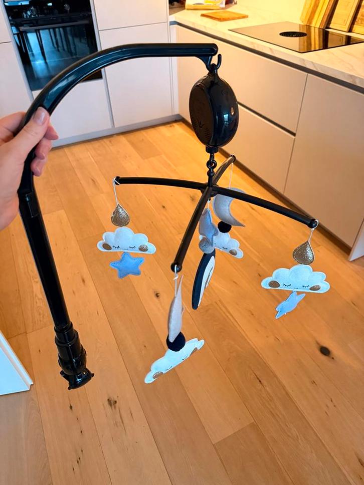 Boxmobiel - Zo goed als nieuw!, Kinderen en Baby's, Speelgoed | Babyspeelgoed, Zo goed als nieuw, Mobiel, Met geluid, Ophalen