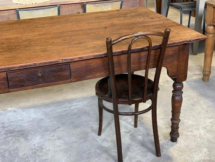 Antieke eettafel - 210 x 95 cm + 80 cm hoog / 1 lade, Antiek en Kunst, Antiek | Meubels | Tafels, Ophalen of Verzenden