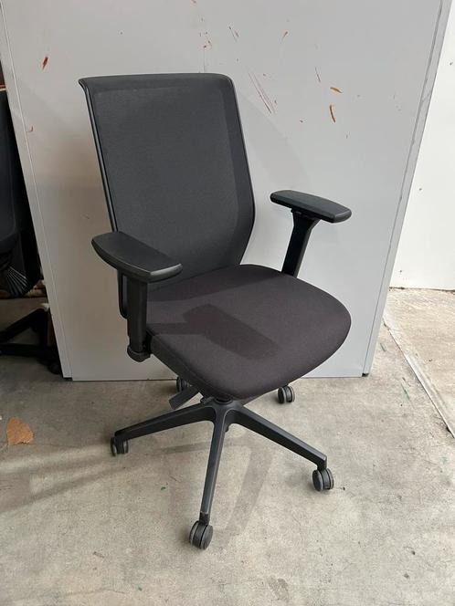 Partij 8 nette ergonomische bureaustoelen netwave gaasrug, Huis en Inrichting, Bureaustoelen, Zo goed als nieuw, Bureaustoel, Zwart