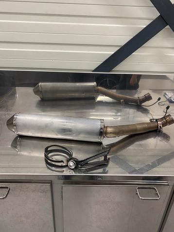 Suzuki GSXR GSX R 1000 K7 K8 Leovince uitlaatdemper  beschikbaar voor biedingen