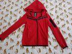 Nike vest maat 140, Ophalen of Verzenden, Zo goed als nieuw, Jongen of Meisje, Trui of Vest