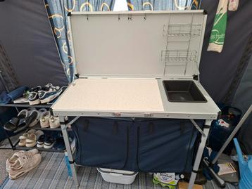 Keukenkast voor de camping  beschikbaar voor biedingen