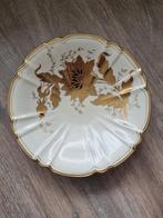 Oscar Schlegelmilch

Bladgoud beige schaal, Ophalen of Verzenden