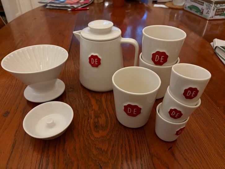 DE koffieservies - kan met filter, cappuccino en espresso, Huis en Inrichting, Keuken | Servies, Zo goed als nieuw, Compleet servies