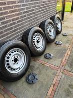 Nieuwe banden op velgen Mercedes sprinter camper 225/75/16, Ophalen, Bestelwagen, 16 inch, Banden en Velgen