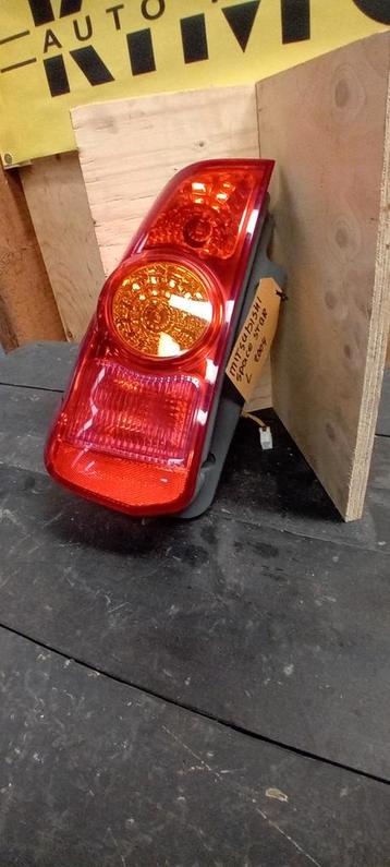 Linker achterlicht voor een Mitsubishi Space Star bj.2004  beschikbaar voor biedingen