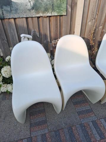 Vintage s design chair  beschikbaar voor biedingen