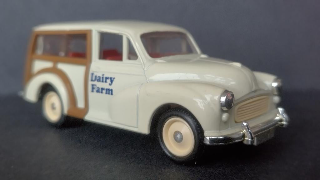 Morris Minor Traveller Dairy Farm 1;43 Lledo Promotional Pol, Hobby en Vrije tijd, Modelauto's | 1:43, Auto, Corgi, ., Nieuw