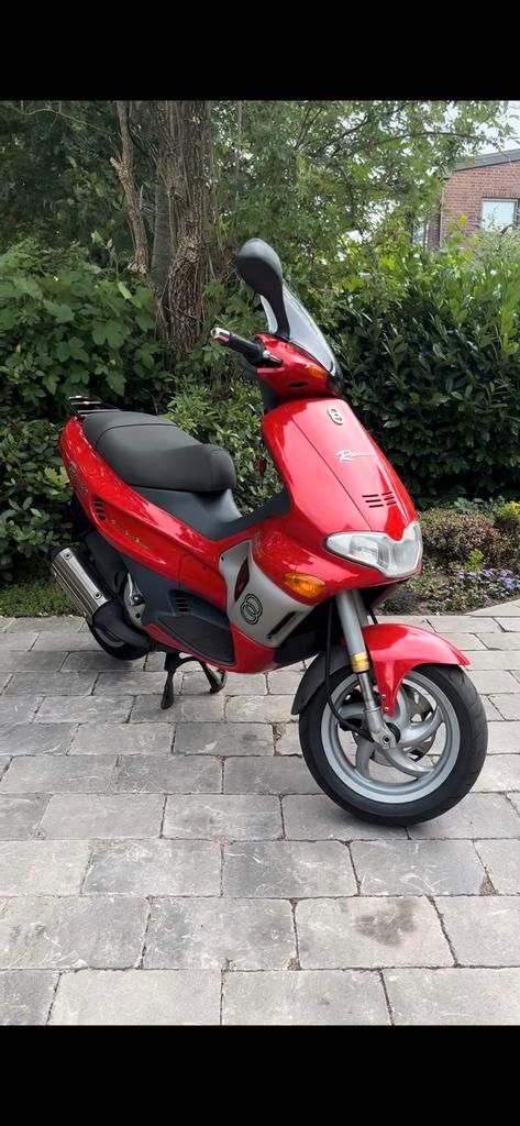 Gilera Runner 180 FXR DD, Fietsen en Brommers, Scooters | Piaggio, Zo goed als nieuw, Overige modellen, Benzine, Ophalen