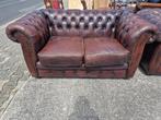 2 leren banken in Chesterfield-stijl – Per set af te halen, Ophalen, Gebruikt, Chesterfield, Tweepersoons