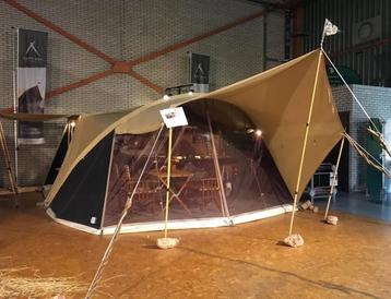 Nieuw: Horgaas voorwanden RIVER LODGE BOOG - aart Kok beschikbaar voor biedingen