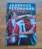 Jaarboek feyenoord
1999 2000
Voetbal Geschiedenis fotoboek, Ophalen of Verzenden, Zo goed als nieuw, Balsport