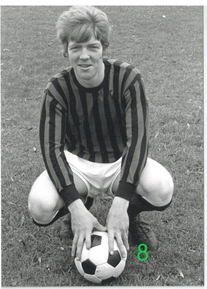 Piet Bouts foto van een onbekende speler. Wie herkent hem ?, Verzamelen, Sportartikelen en Voetbal, Gebruikt, Spelerskaart, Overige binnenlandse clubs